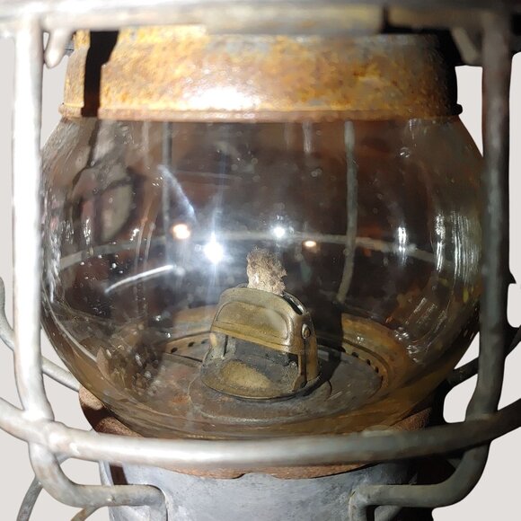 Adlake Kero Rail 257 Road Lantern Vintage USA Canada Clear Globe Metal Frame - Picture 6 of 16